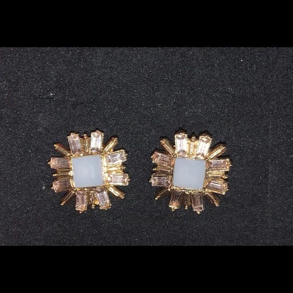 very chic earring - Picture 3 of 3